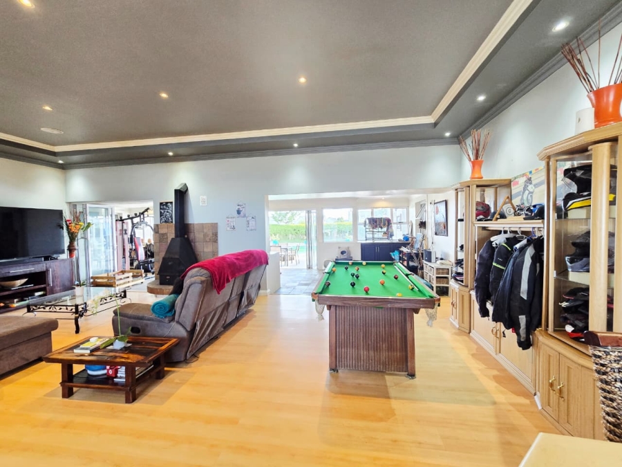 5 Bedroom Property for Sale in Kingswood Golf Estate Western Cape